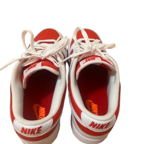 Nike Dunk Low
Championship Red - Picture 2 of 5